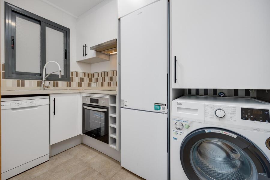 2 Bed, 2 Bath, ApartmentFor Sale, Torrevieja, Alicante 2 Bed, 2 Bath, ApartmentFor Sale, Torrevieja, Alicante