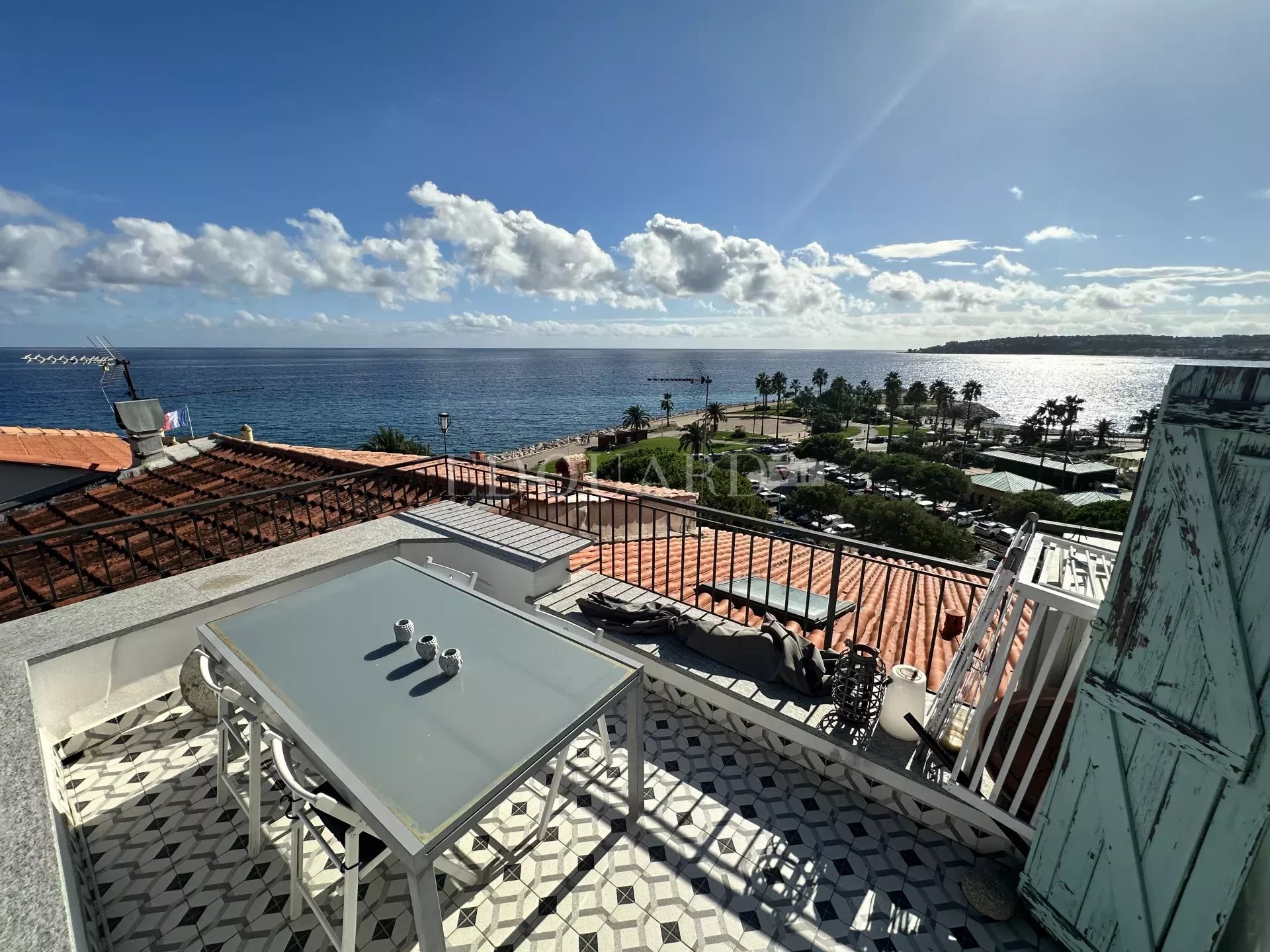 3 Bed, 2 Bath, ApartmentFor Sale, Menton, Alpes-Maritimes