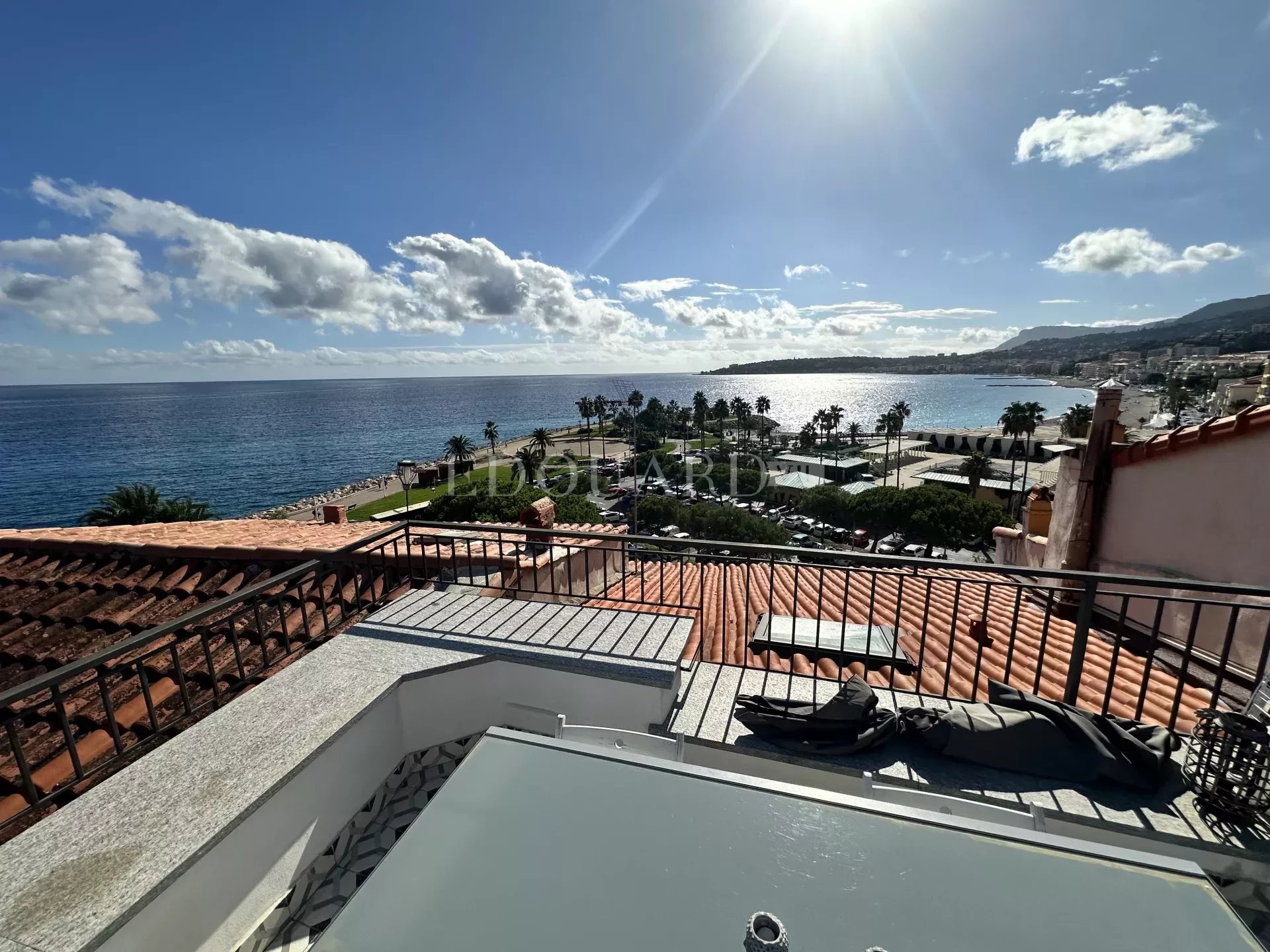 3 Bed, 2 Bath, ApartmentFor Sale, Menton, Alpes-Maritimes