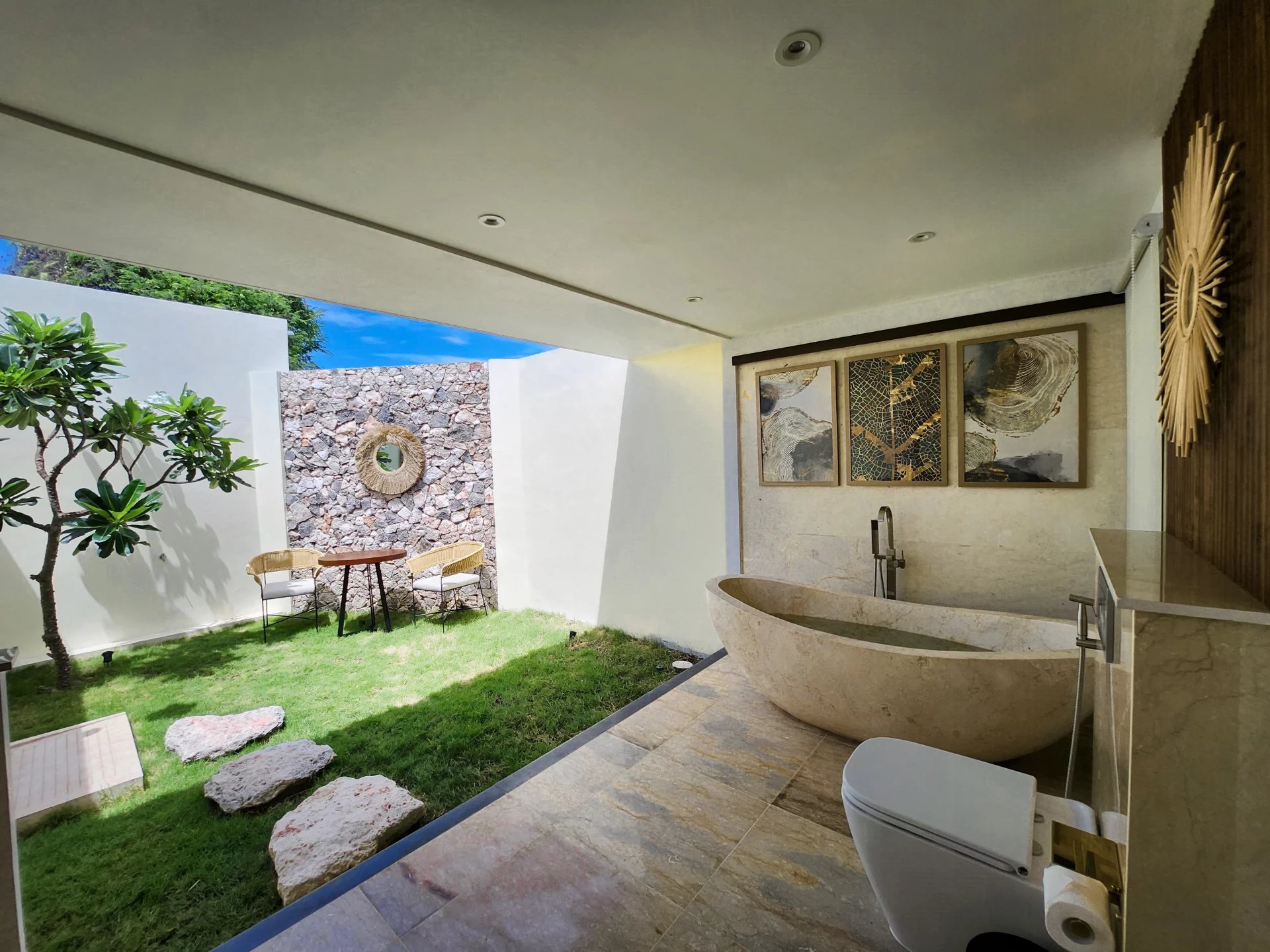 Commercial Property, For Sale