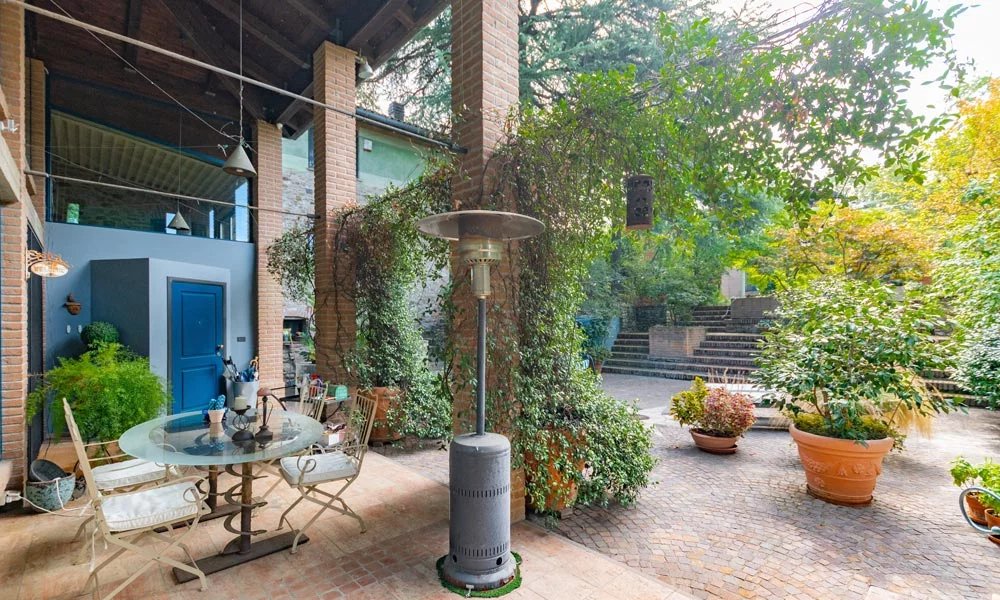 4 Bed, 3 Bath, HouseFor Sale, Castel San Pietro Terme, Bologna