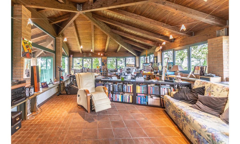 4 Bed, 3 Bath, HouseFor Sale, Castel San Pietro Terme, Bologna