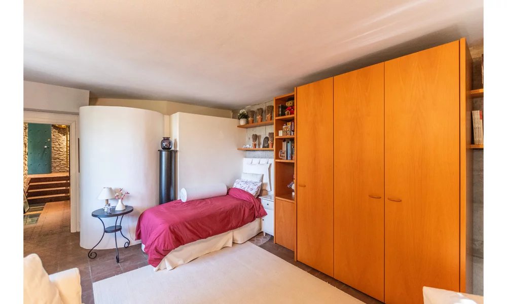 4 Bed, 3 Bath, HouseFor Sale, Castel San Pietro Terme, Bologna