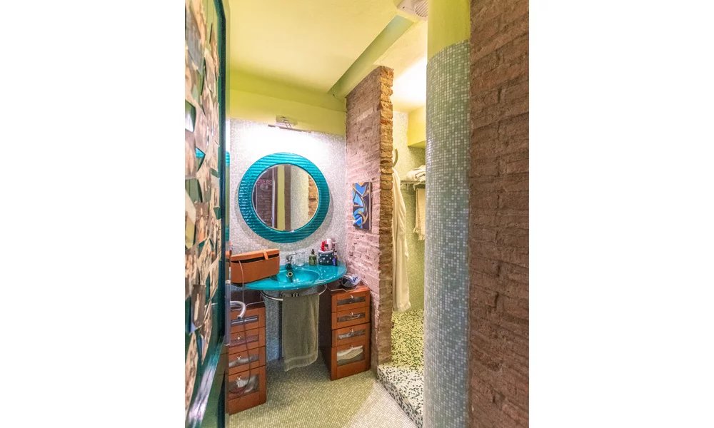 4 Bed, 3 Bath, HouseFor Sale, Castel San Pietro Terme, Bologna