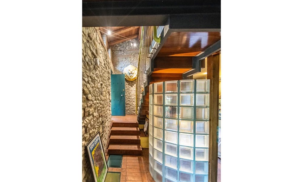 4 Bed, 3 Bath, HouseFor Sale, Castel San Pietro Terme, Bologna