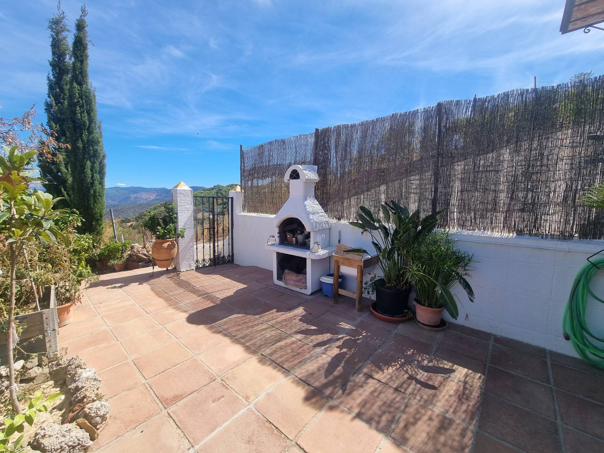 5 Bed, 2 Bath, HouseFor Sale, Benadalid, Malaga, 29493