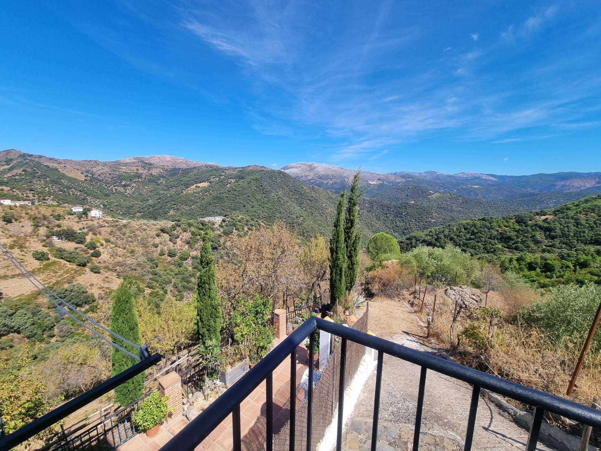 5 Bed, 2 Bath, HouseFor Sale, Benadalid, Malaga, 29493