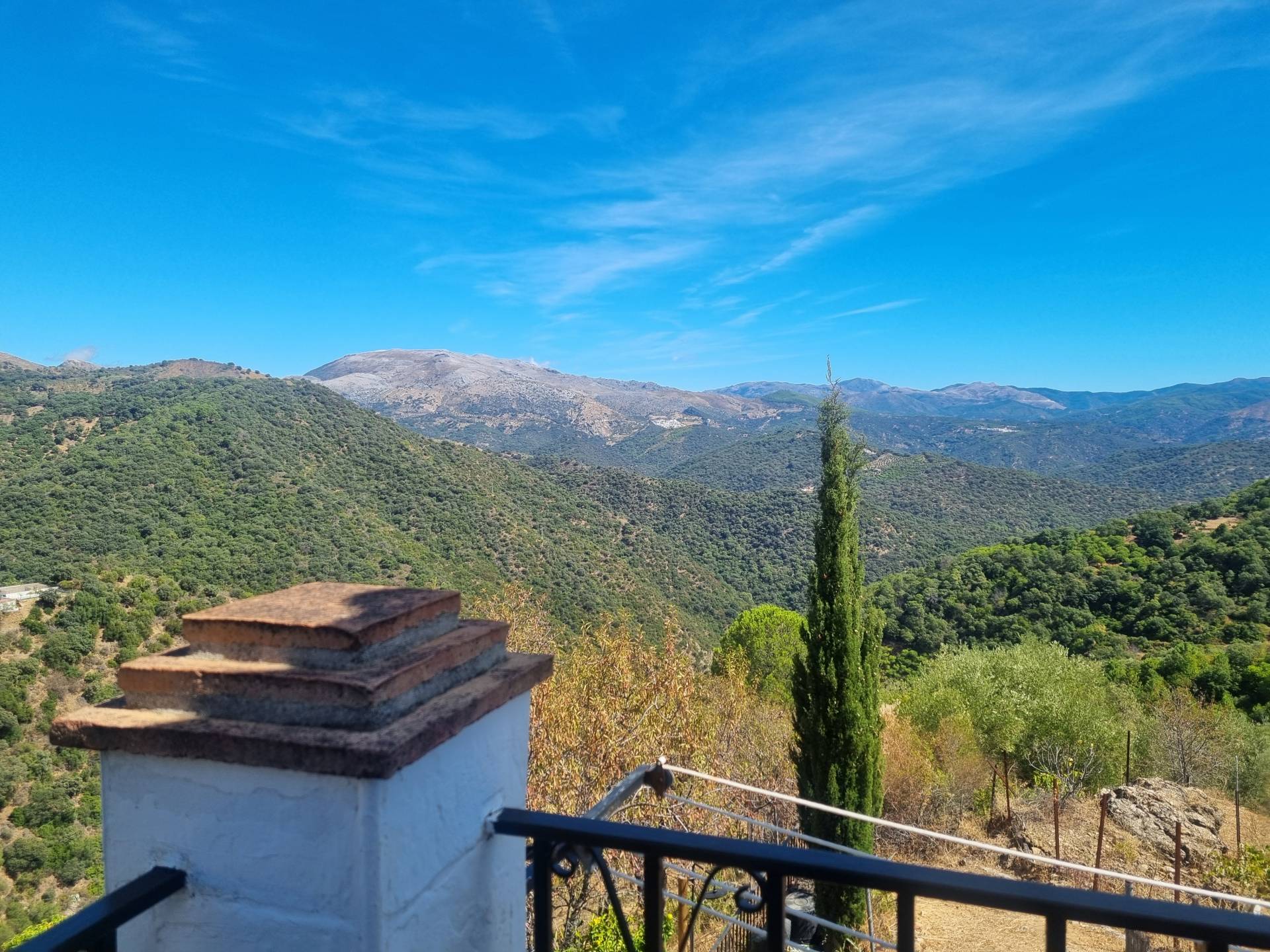 5 Bed, 2 Bath, HouseFor Sale, Benadalid, Malaga, 29493