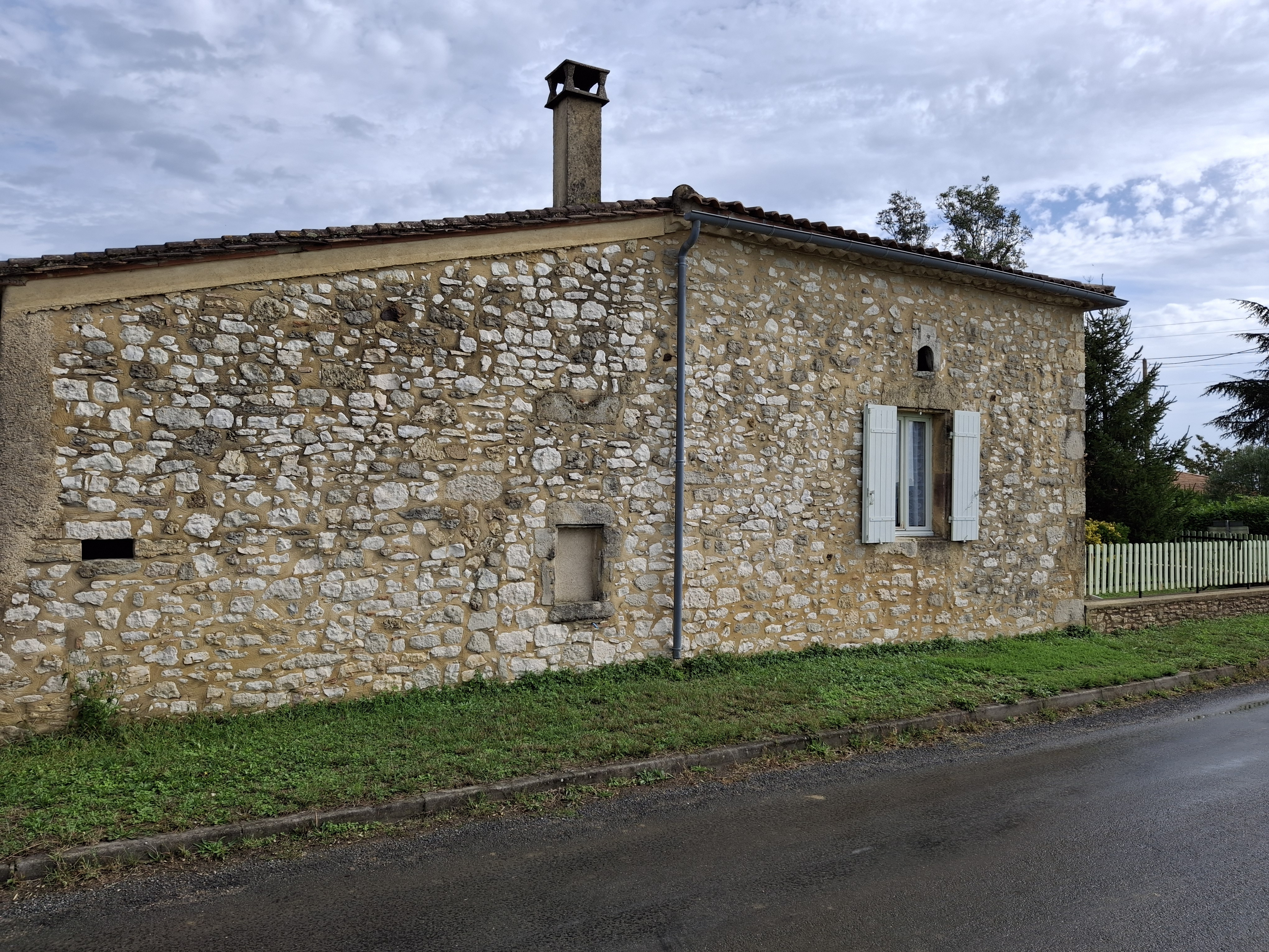 1 Bed, 1 Bath, HouseFor Sale, Monflanquin, Lot-et-Garonne, Aquitaine, 47150