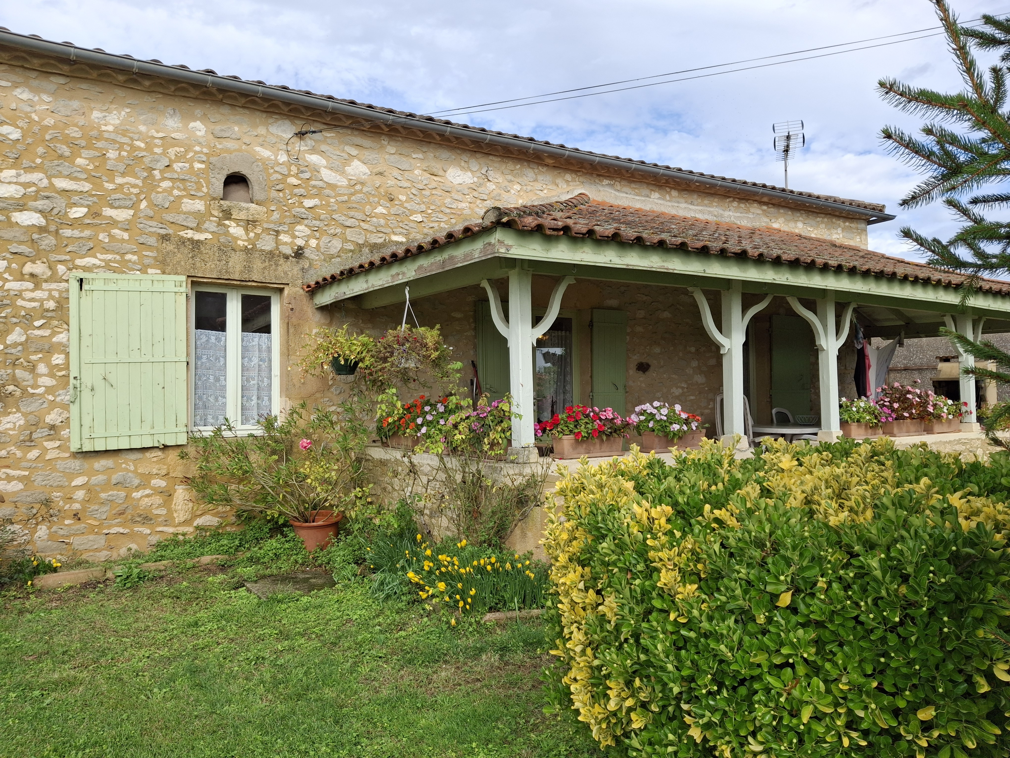 1 Bed, 1 Bath, HouseFor Sale, Monflanquin, Lot-et-Garonne, Aquitaine, 47150