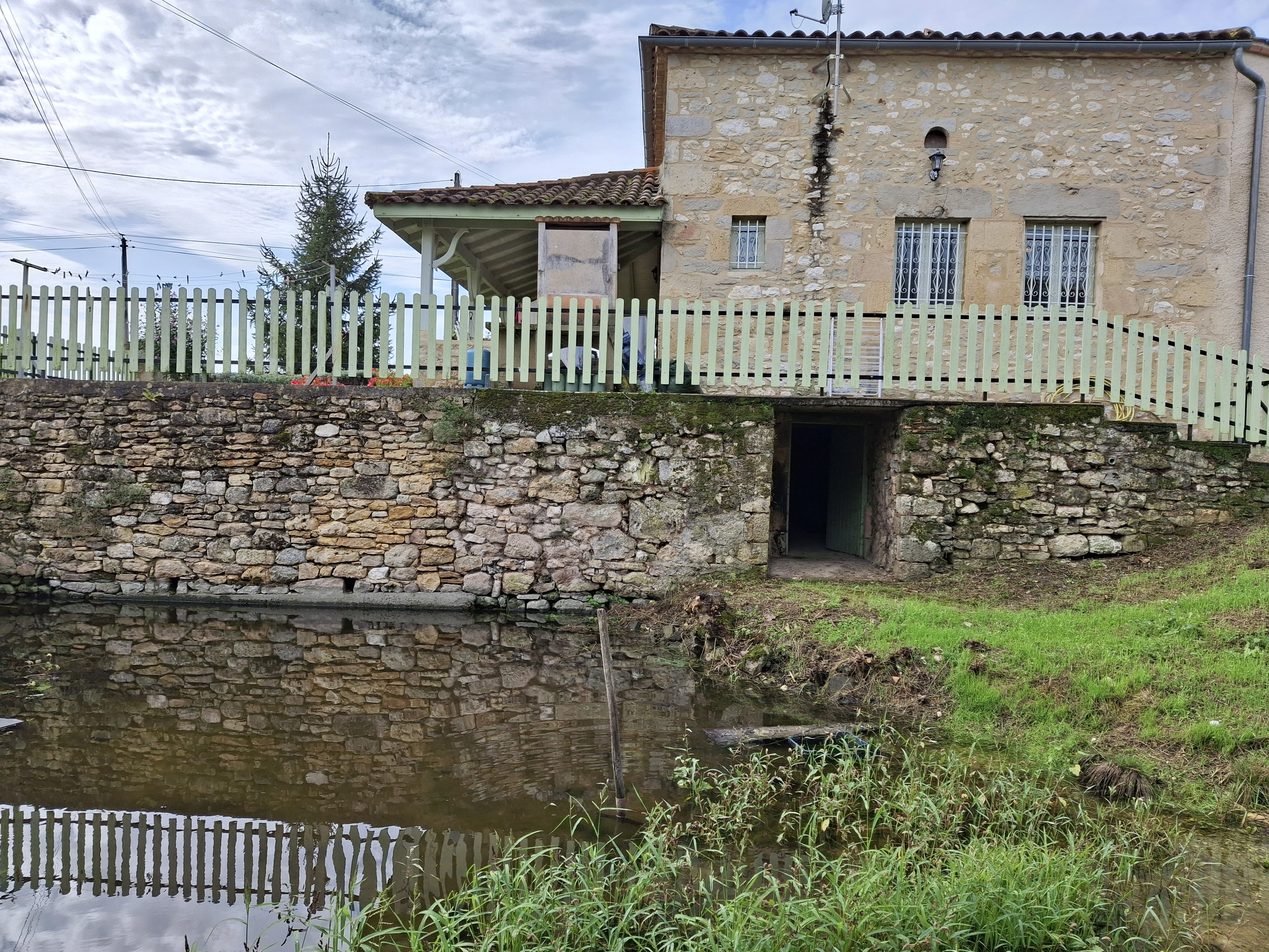 1 Bed, 1 Bath, HouseFor Sale, Monflanquin, Lot-et-Garonne, Aquitaine, 47150