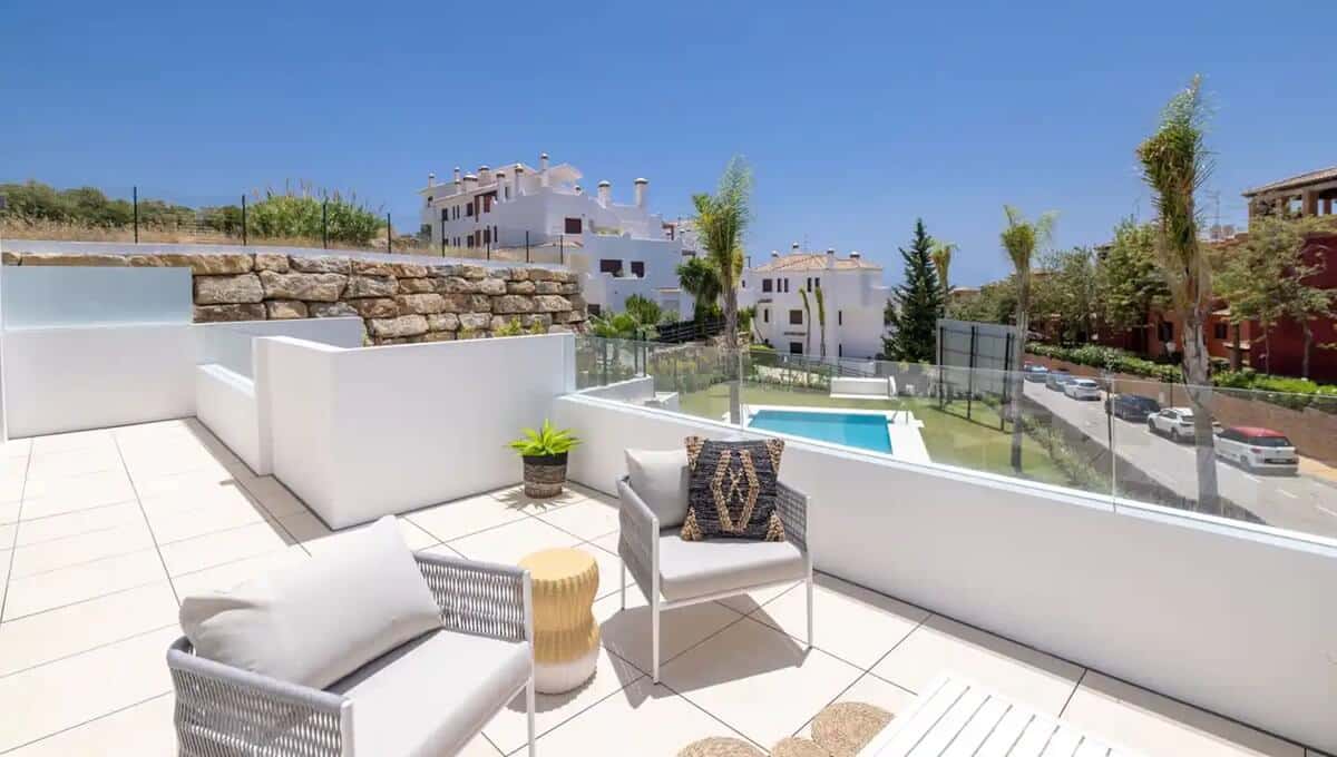 3 Bed, 2 Bath, ApartmentFor Sale, Casares, Malaga