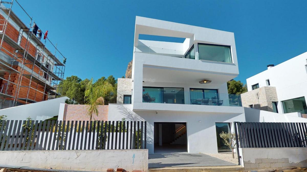 3 Bed, 3 Bath, HouseFor Sale, Polop, Alicante