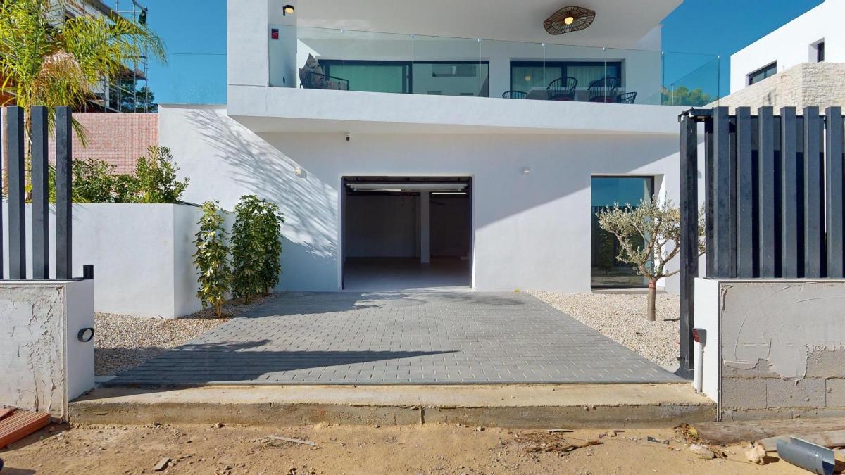 3 Bed, 3 Bath, HouseFor Sale, Polop, Alicante