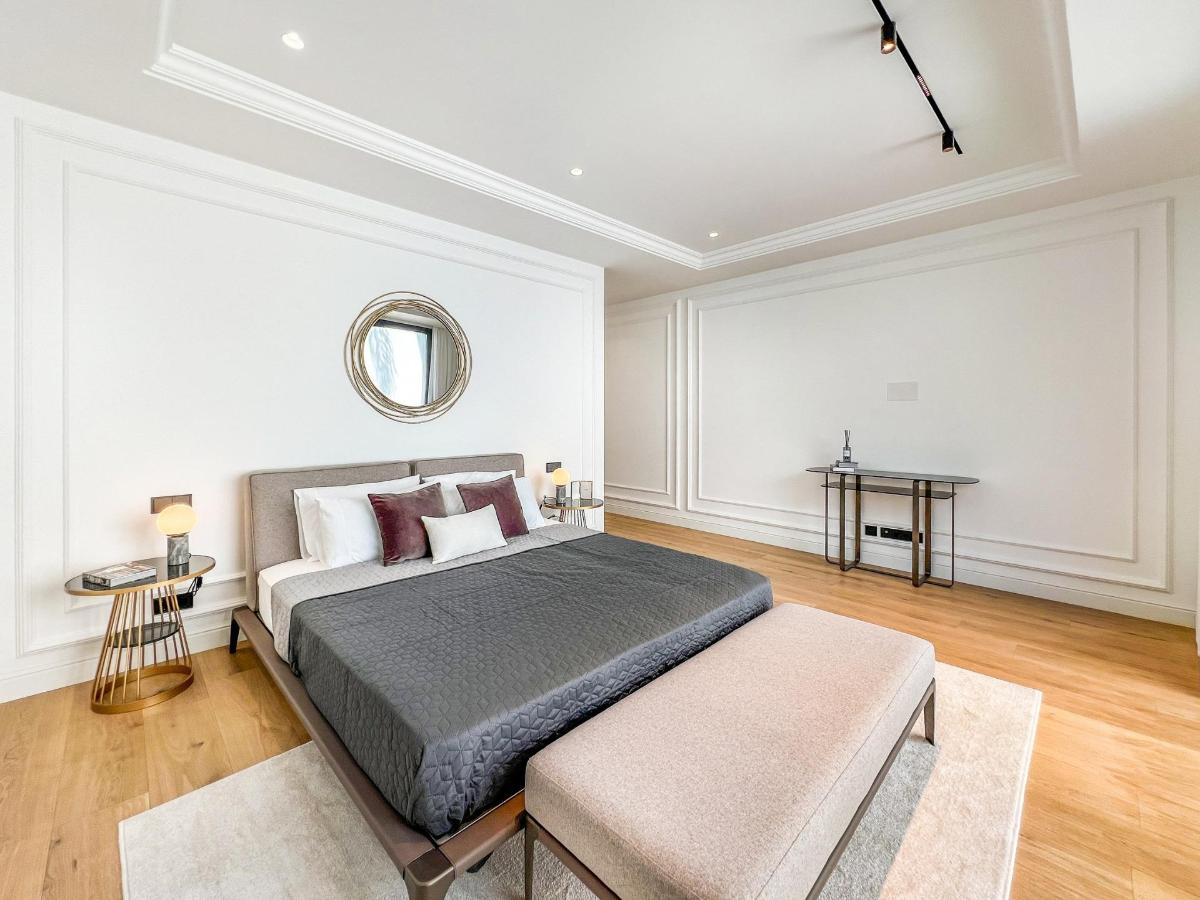 6 Bed, 6 Bath, HouseFor Sale, Marbella, Costa del Sol