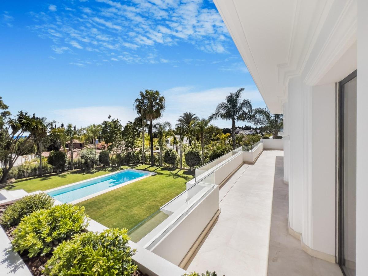 6 Bed, 6 Bath, HouseFor Sale, Marbella, Costa del Sol