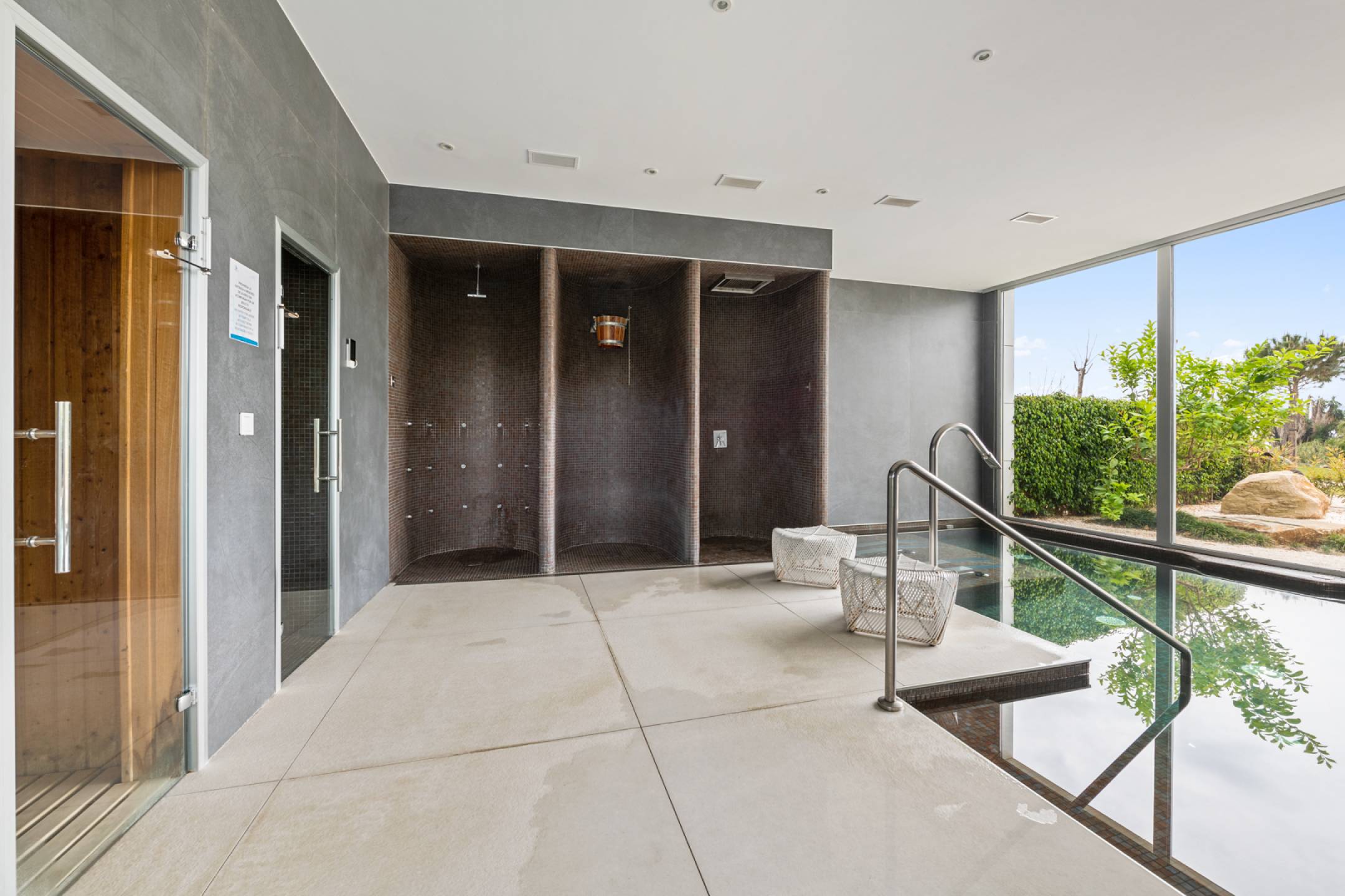 3 Bed, 2 Bath, ApartmentFor Sale, Estepona, Malaga, 29680 3 Bed, 2 Bath, ApartmentFor Sale, Estepona, Malaga, 29680