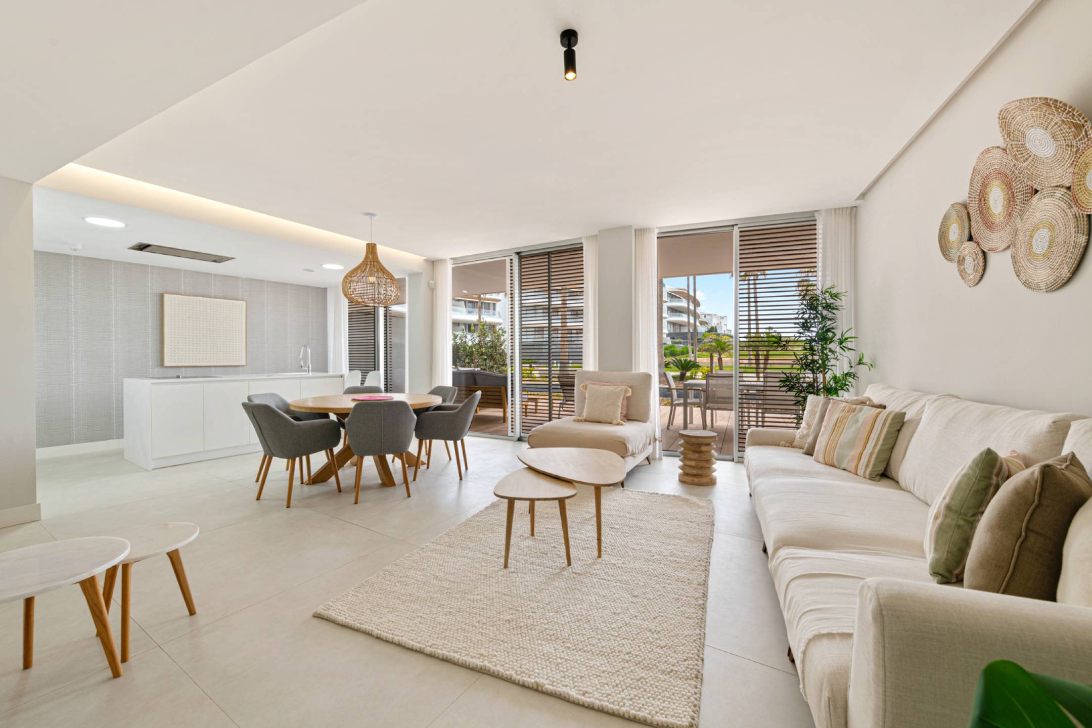 3 Bed, 2 Bath, ApartmentFor Sale, Estepona, Malaga, 29680 3 Bed, 2 Bath, ApartmentFor Sale, Estepona, Malaga, 29680