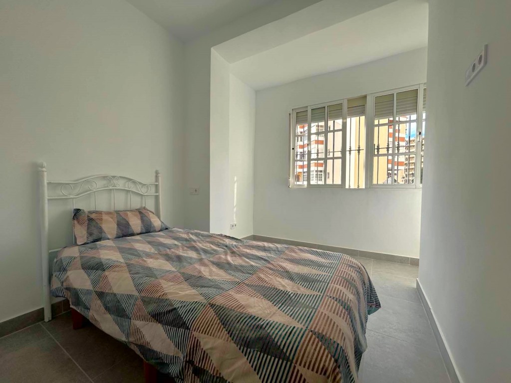 2 Bed, 1 Bath, ApartmentFor Sale, Fuengirola, Malaga