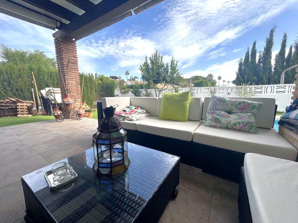 4 Bed, 3 Bath, HouseFor Sale, Calahonda, Malaga