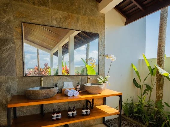 8 Bed, 10 Bath, HouseFor Sale, Tabanan, Bali