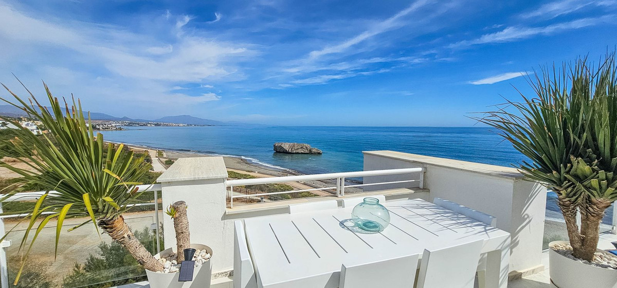2 Bed, 2 Bath, ApartmentFor Sale, Casares Playa, Malaga