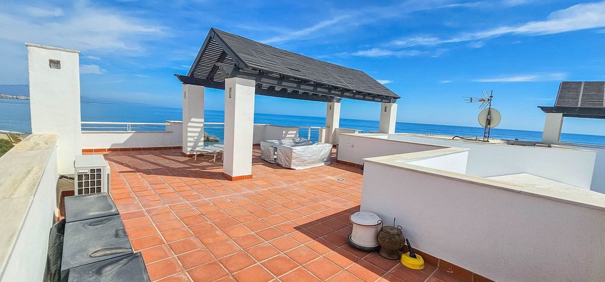 2 Bed, 2 Bath, ApartmentFor Sale, Casares Playa, Malaga