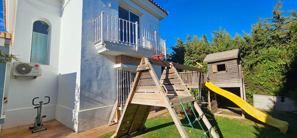 5 Bed, 4 Bath, HouseFor Sale, Sotogrande, Cadiz 5 Bed, 4 Bath, HouseFor Sale, Sotogrande, Cadiz