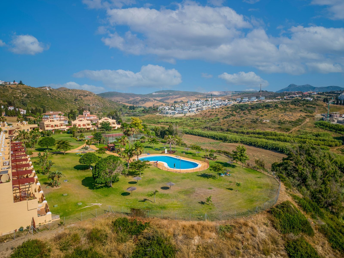 2 Bed, 2 Bath, ApartmentFor Sale, La Duquesa, Malaga 2 Bed, 2 Bath, ApartmentFor Sale, La Duquesa, Malaga