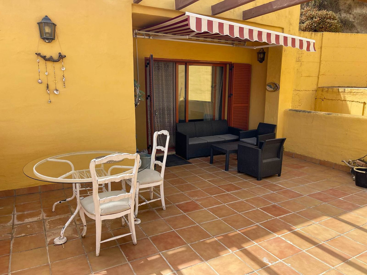 2 Bed, 2 Bath, ApartmentFor Sale, La Duquesa, Malaga 2 Bed, 2 Bath, ApartmentFor Sale, La Duquesa, Malaga