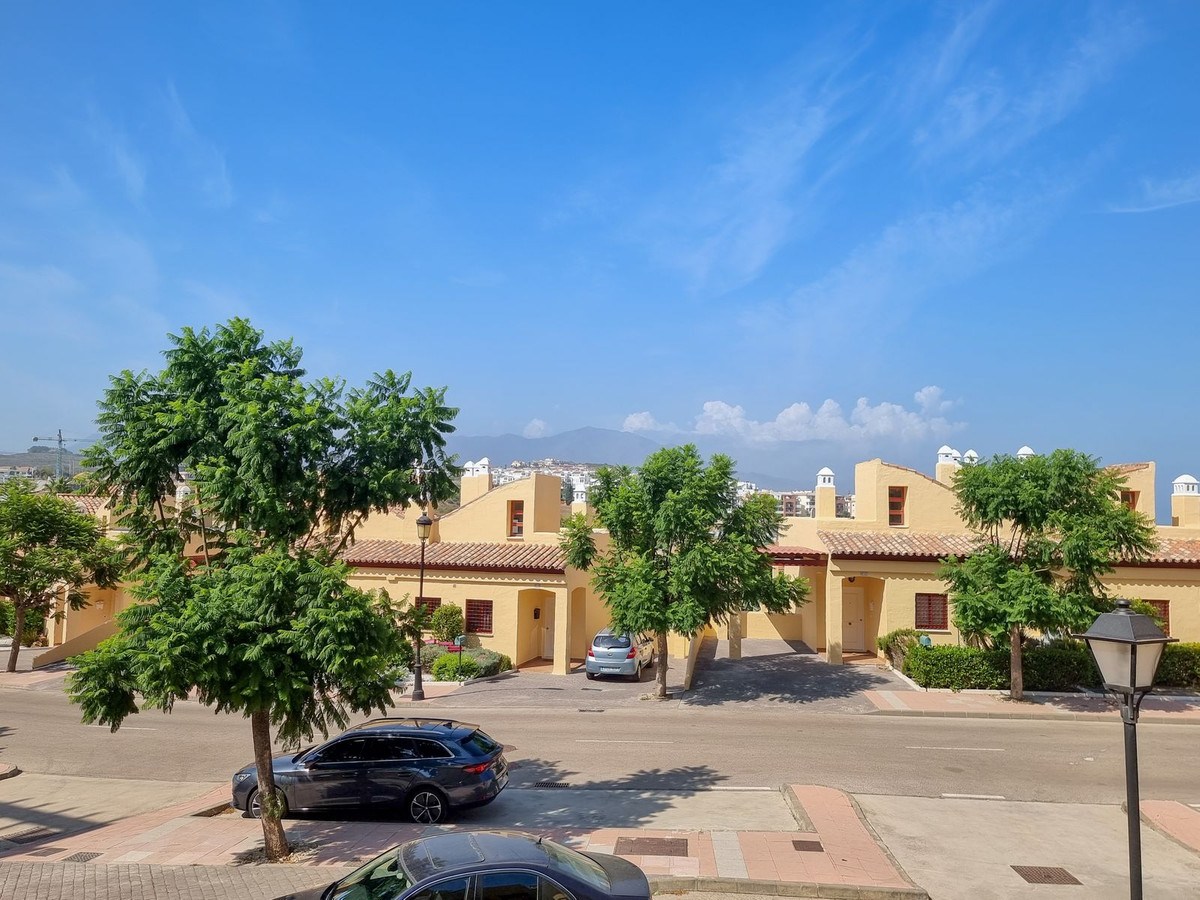 2 Bed, 2 Bath, ApartmentFor Sale, La Duquesa, Malaga 2 Bed, 2 Bath, ApartmentFor Sale, La Duquesa, Malaga