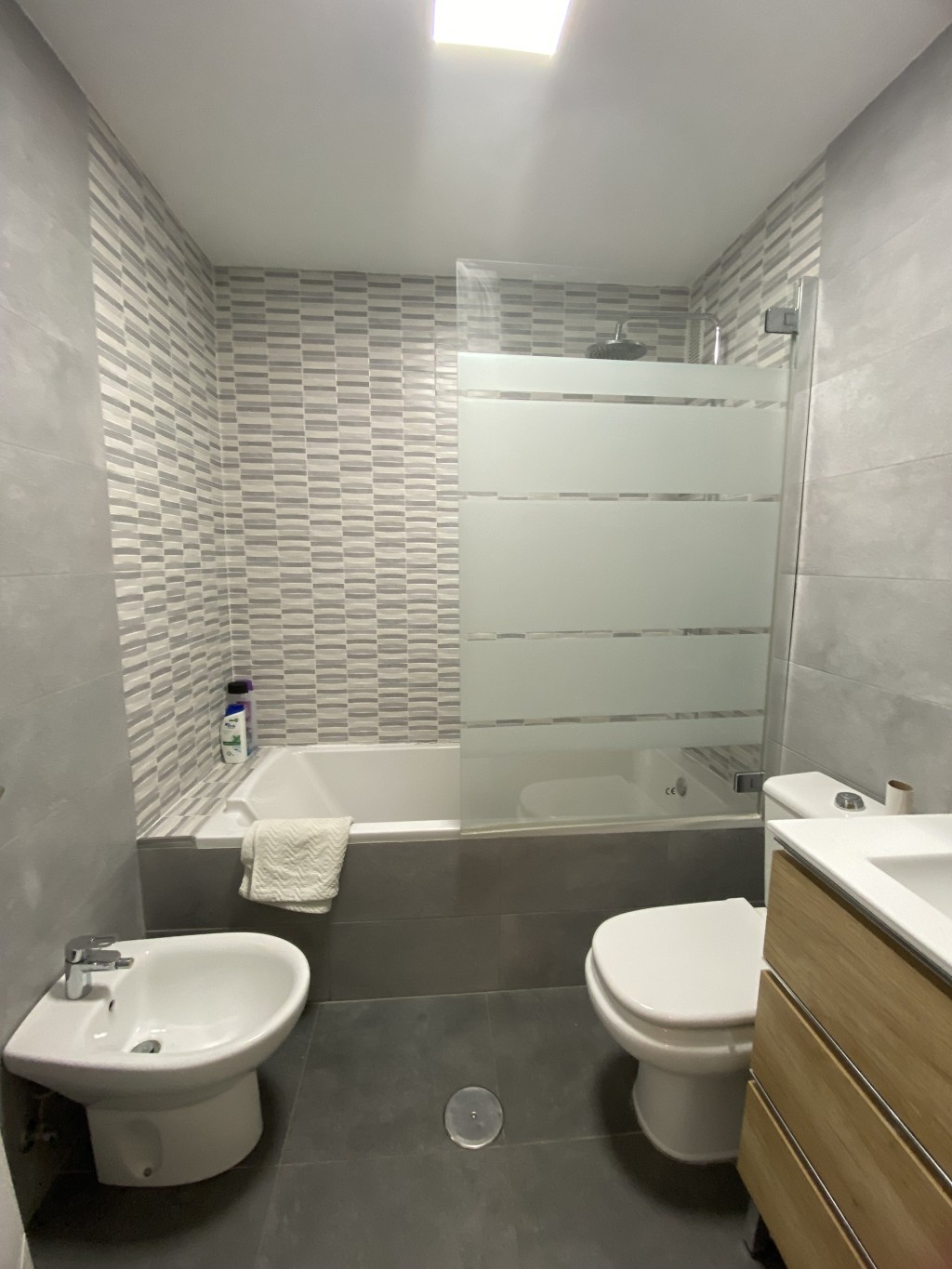 3 Bed, 2 Bath, ApartmentFor Sale, Fuengirola, Malaga