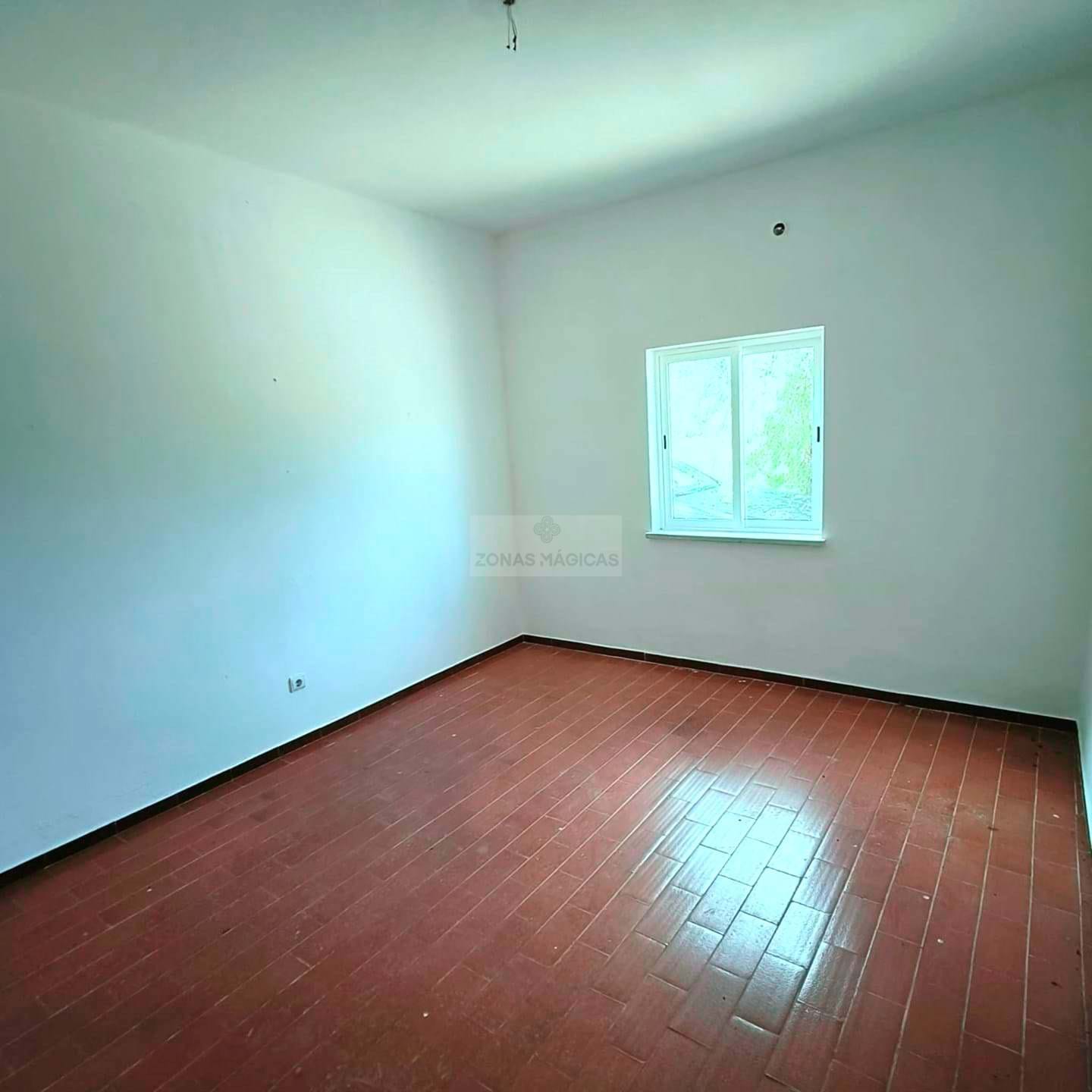 6 Bed, 3 Bath, HouseFor Sale, Lagos, Faro, 8600-282