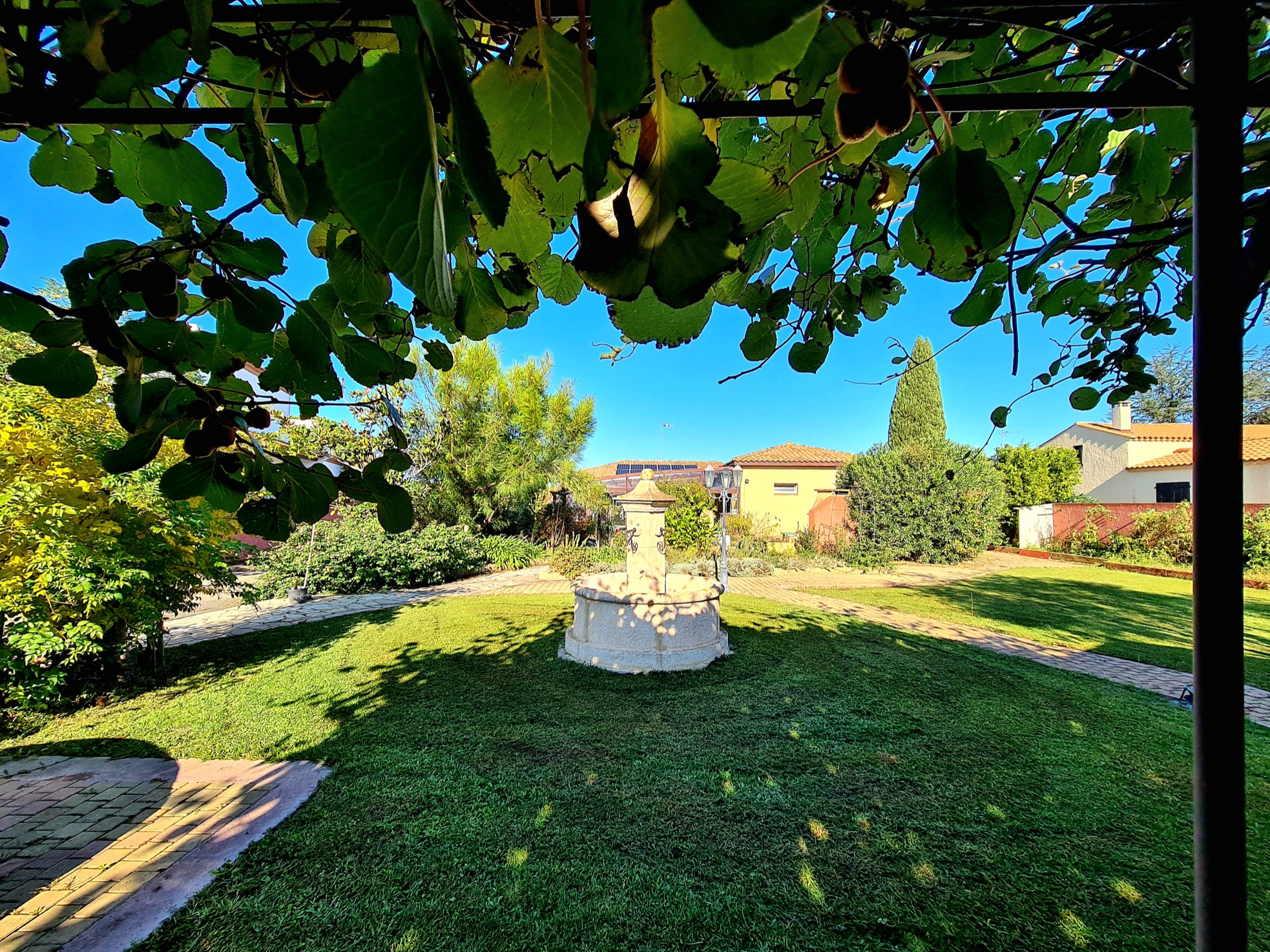 4 Bed, 3 Bath, HouseFor Sale, Maureilhan, Herault, Languedoc-Roussillon, 34370