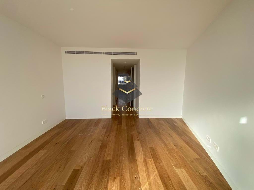 4 Bed, 3 Bath, ApartmentFor Sale, Lisboa, Lisboa, 1200-161