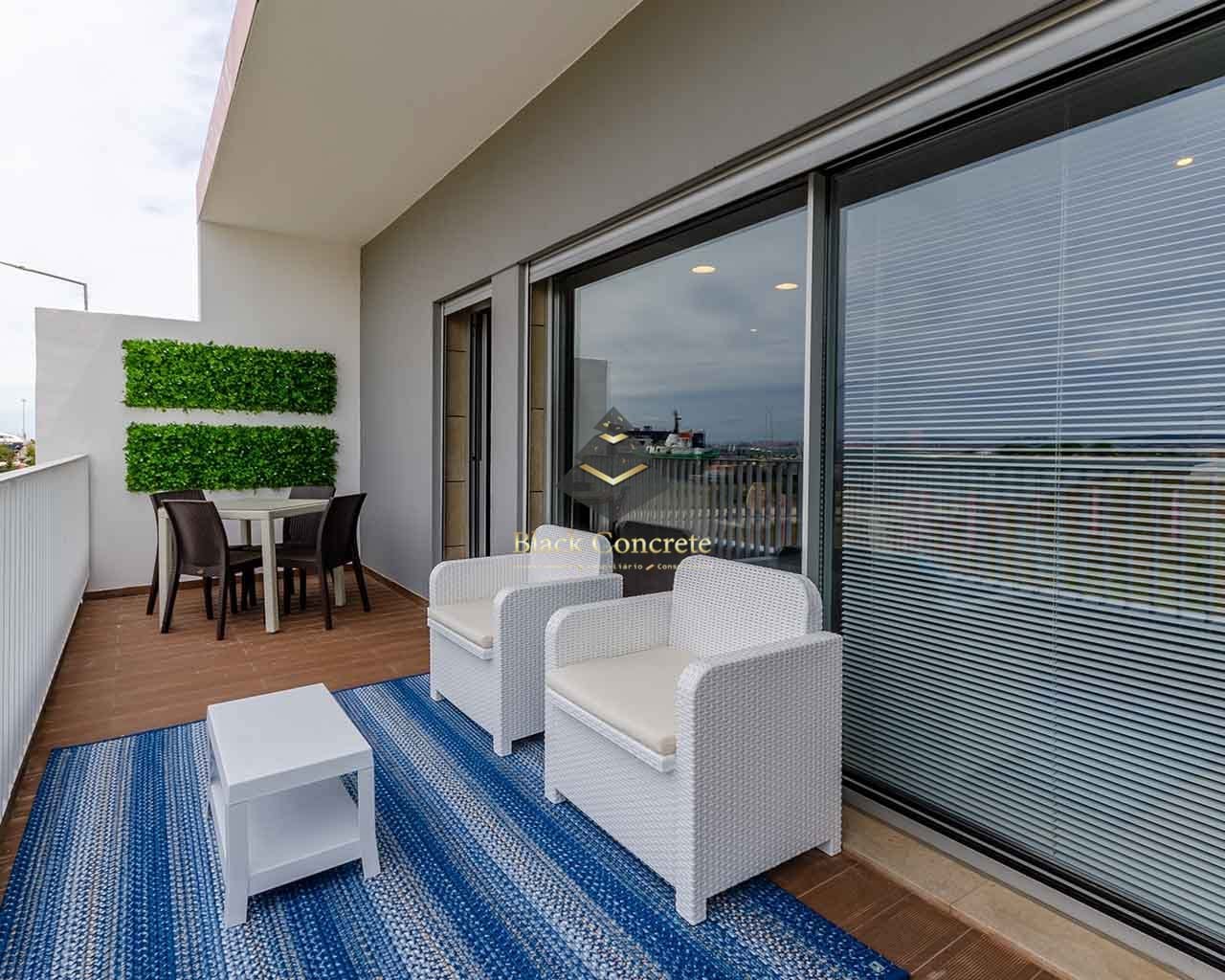 3 Bed, 3 Bath, ApartmentFor Sale, Seixal, Setubal, 2840-497