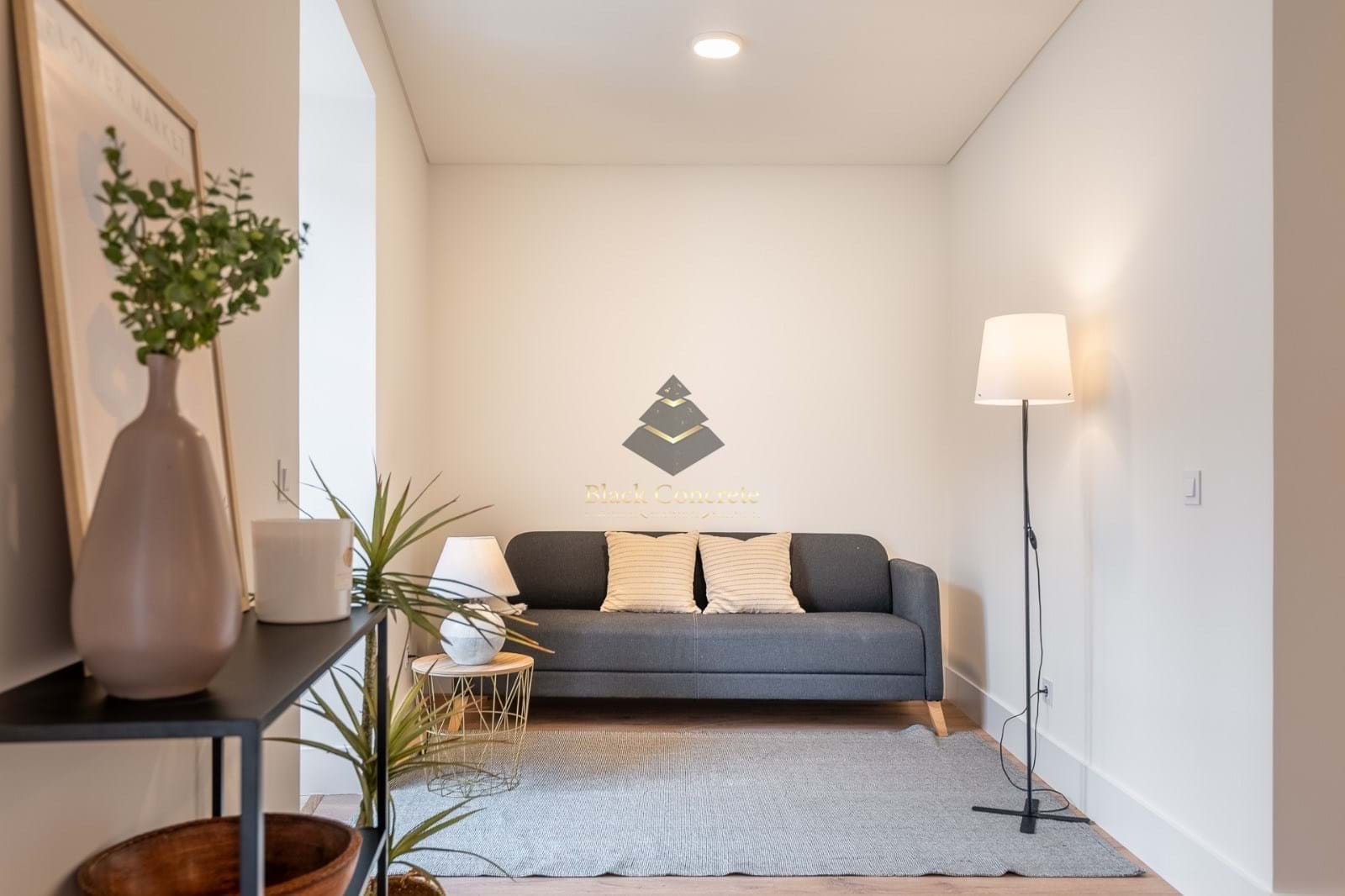 2 Bed, 1 Bath, ApartmentFor Sale, Lisboa, Lisboa, 1200-211