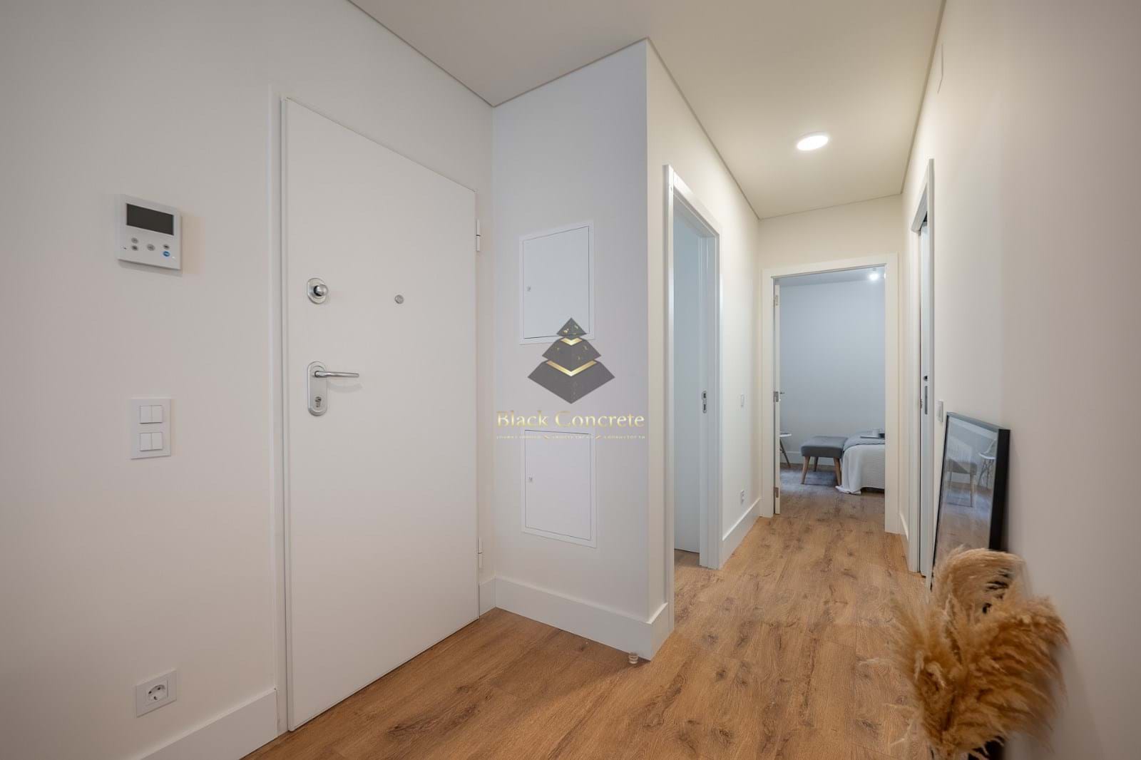 2 Bed, 1 Bath, ApartmentFor Sale, Lisboa, Lisboa, 1200-211