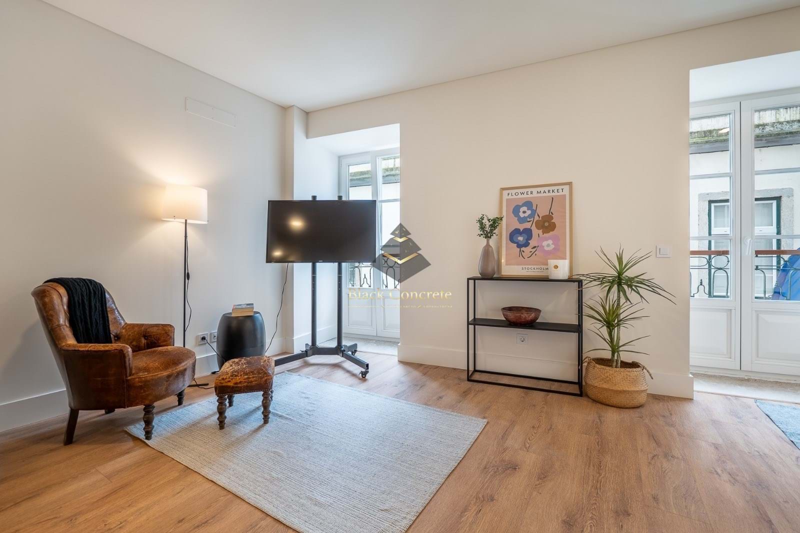 2 Bed, 1 Bath, ApartmentFor Sale, Lisboa, Lisboa, 1200-211
