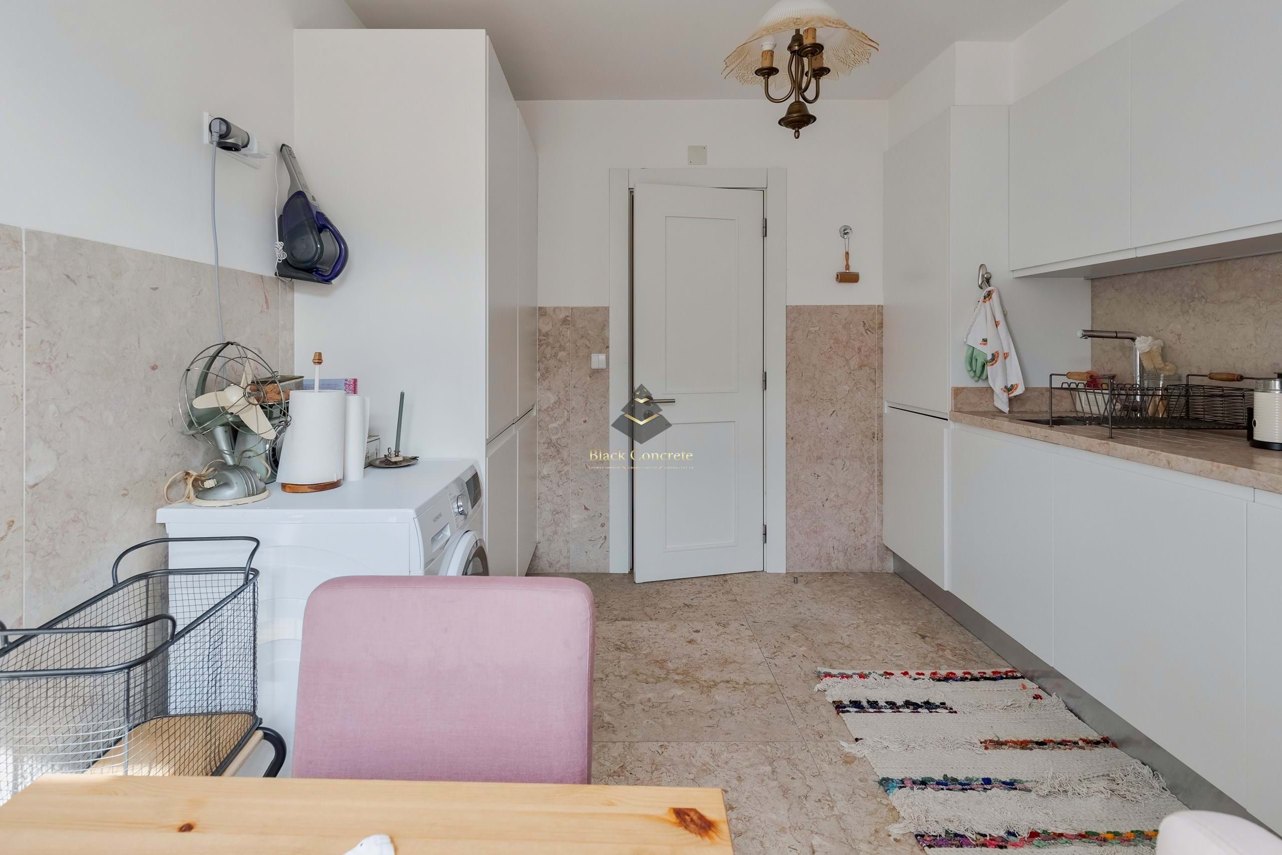 3 Bed, 4 Bath, ApartmentFor Sale, Lisboa, Lisboa, 1150-295