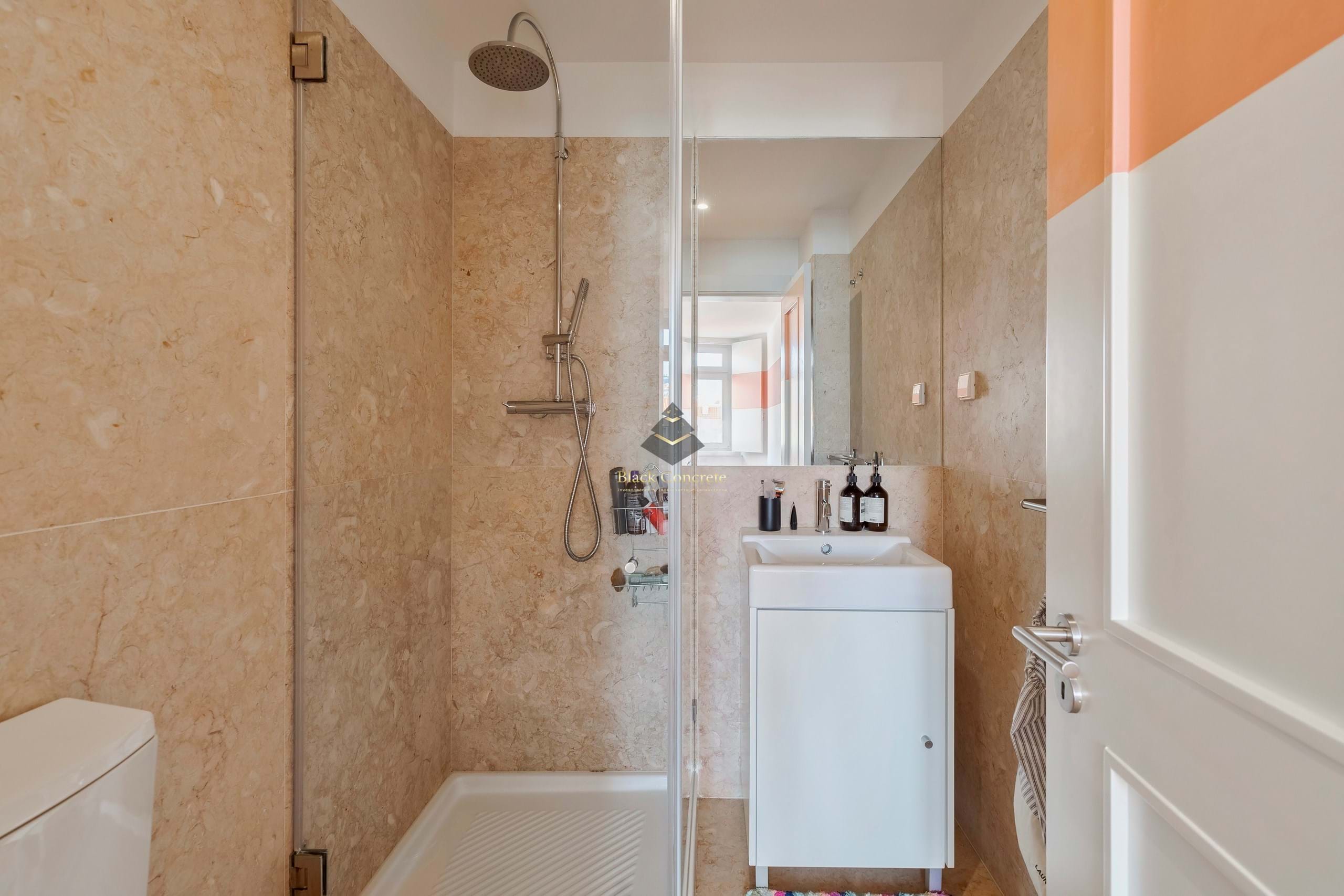 3 Bed, 4 Bath, ApartmentFor Sale, Lisboa, Lisboa, 1150-295