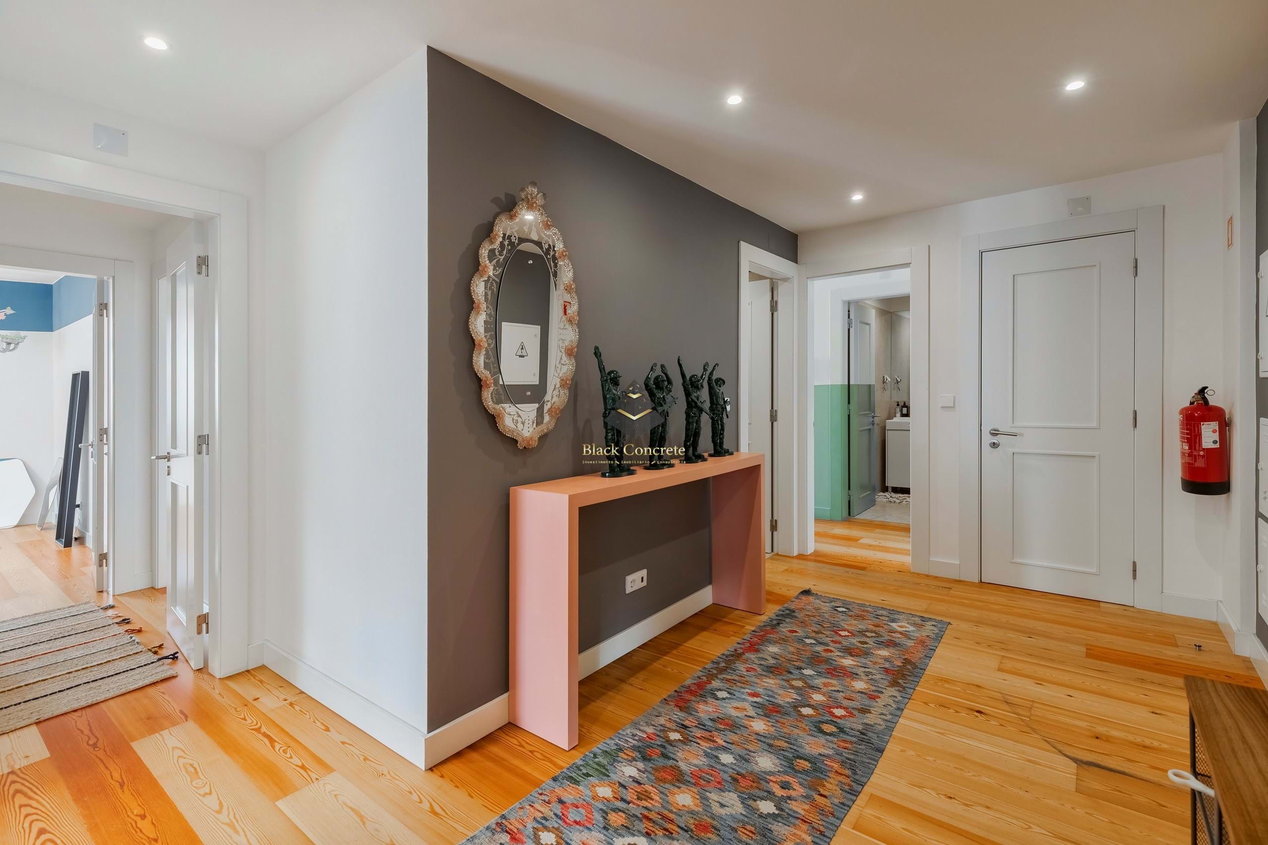 3 Bed, 4 Bath, ApartmentFor Sale, Lisboa, Lisboa, 1150-295