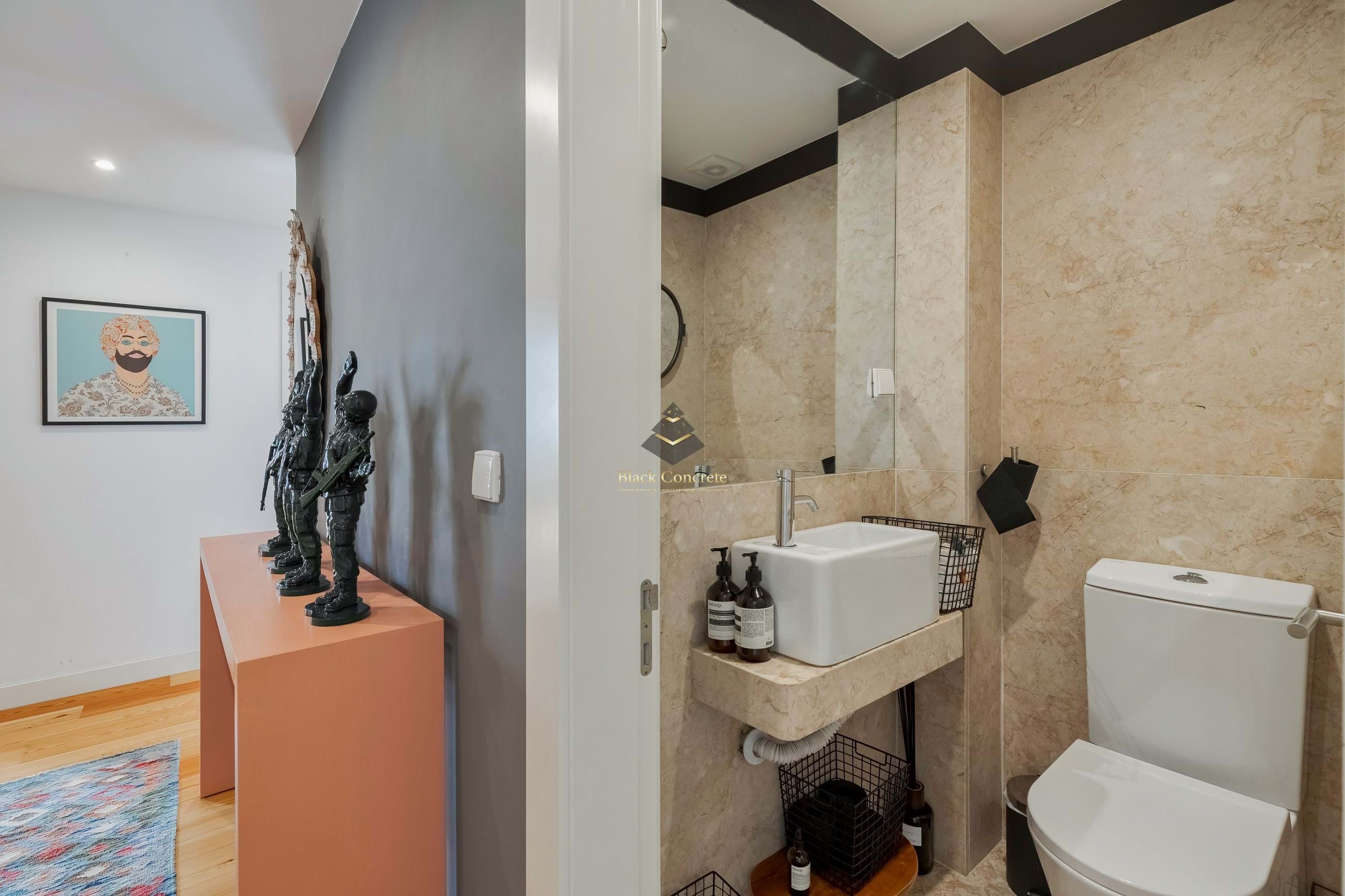 3 Bed, 4 Bath, ApartmentFor Sale, Lisboa, Lisboa, 1150-295