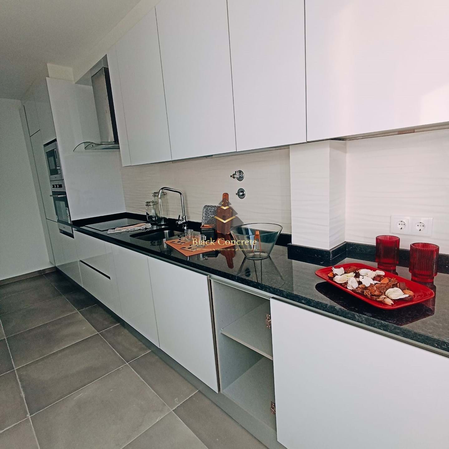 1 Bed, 2 Bath, ApartmentFor Sale, Lisboa, Lisboa