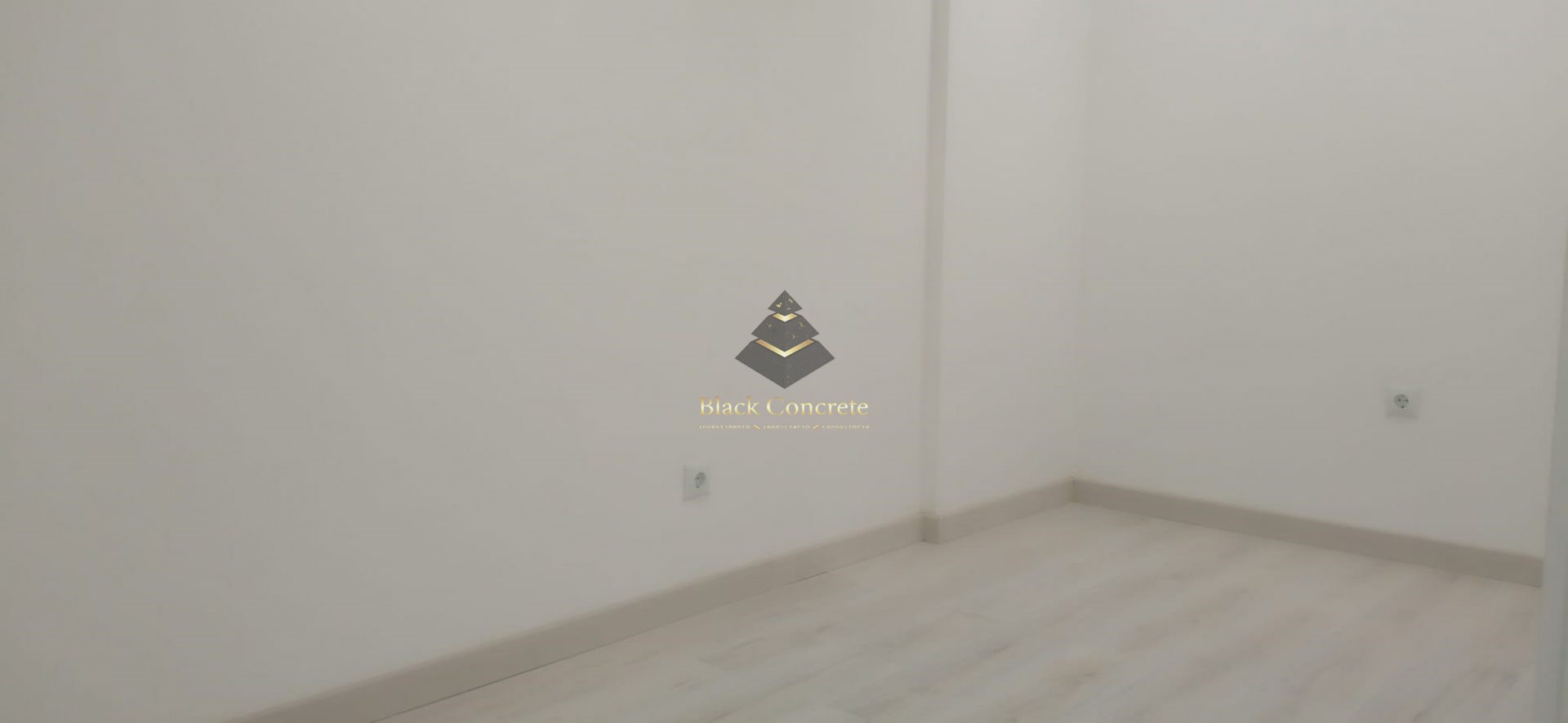 Commercial Property, For Sale