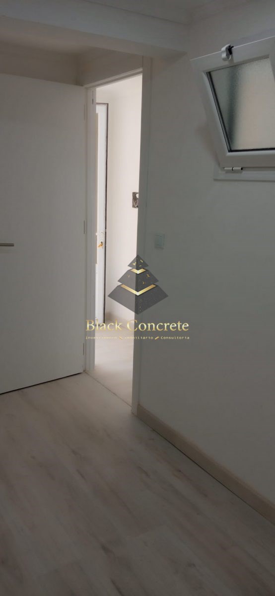 Commercial Property, For Sale