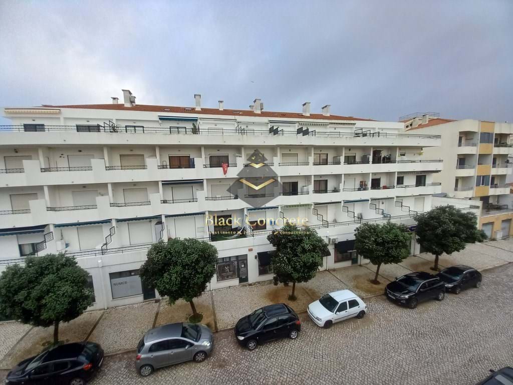 3 Bed, 2 Bath, ApartmentFor Sale, Almada, Setubal, 2825-316