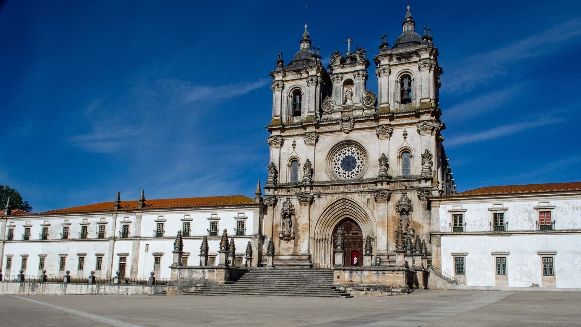 3 Bed, 2 Bath, HouseFor Sale, Alcobaça, Leiria, 2500-000