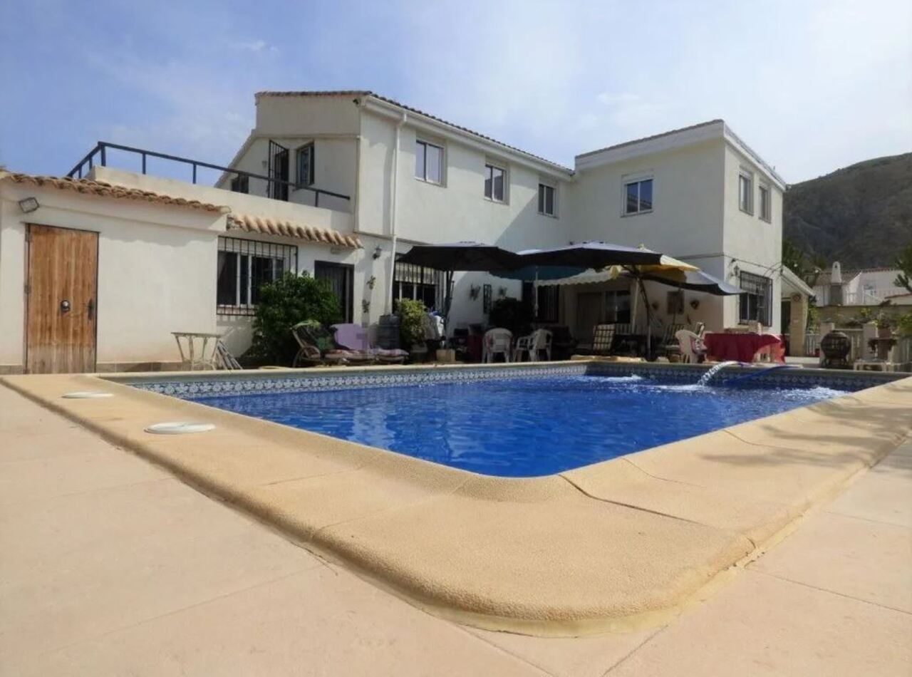 8 Bed, 4 Bath, HouseFor Sale, Orxeta, Alicante