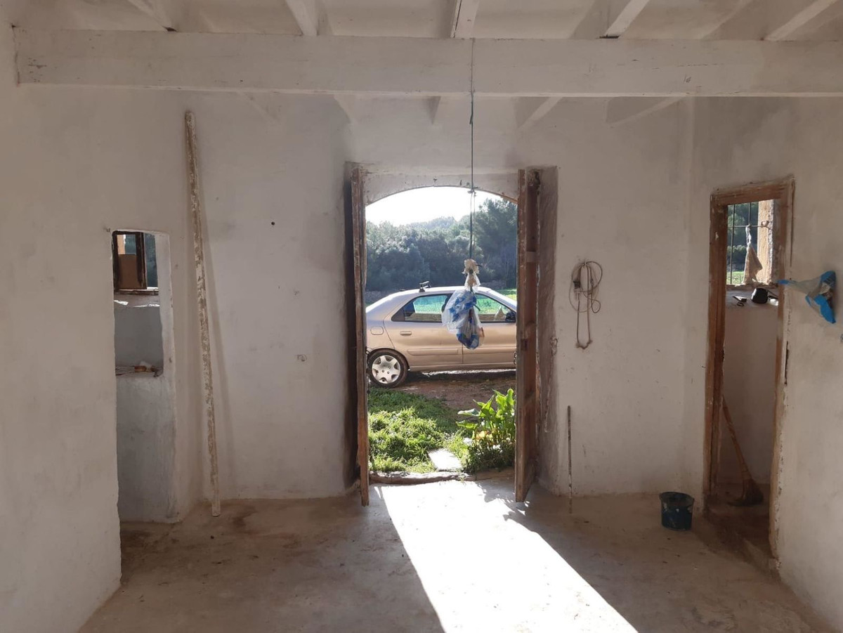 3 Bed, 1 Bath, HouseFor Sale, Arta, Islas Baleares